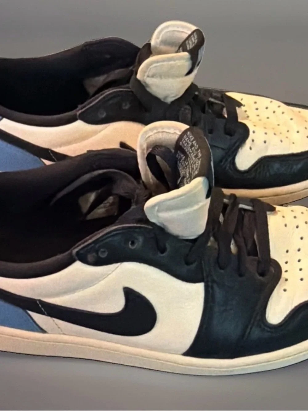 Nike Air Jordan 1 Retro OG Low Obsidian UNC Men’s Size 9.5 Model CZ0790-400 Used